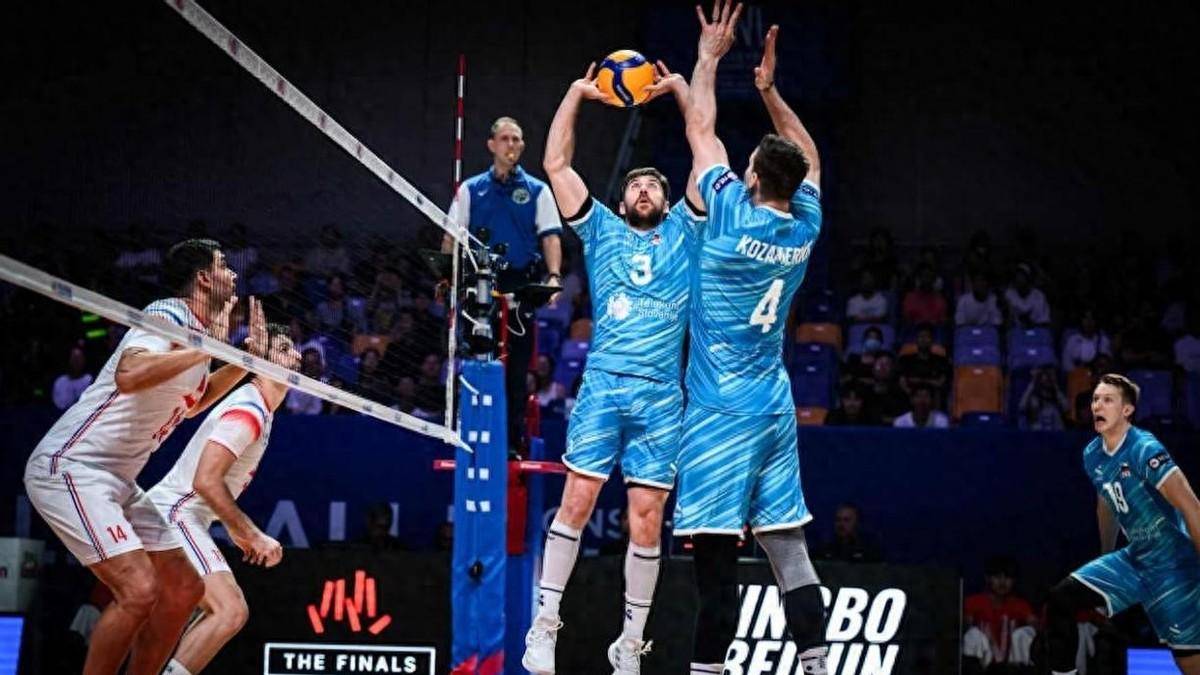 爱游戏权威站点-西亚卡姆连续十场比赛得分超过爆冷，法国队不断突破！全场沸腾不已的简单介绍