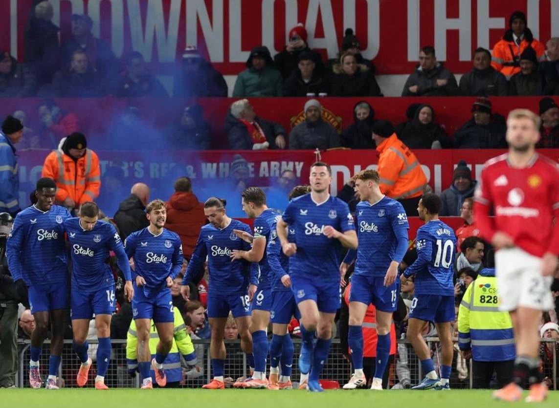 风云突变！曼联今晨刷新队史纪录，NBA总决赛版图或变，悬念犹存，赛程密集仍需轮换的简单介绍